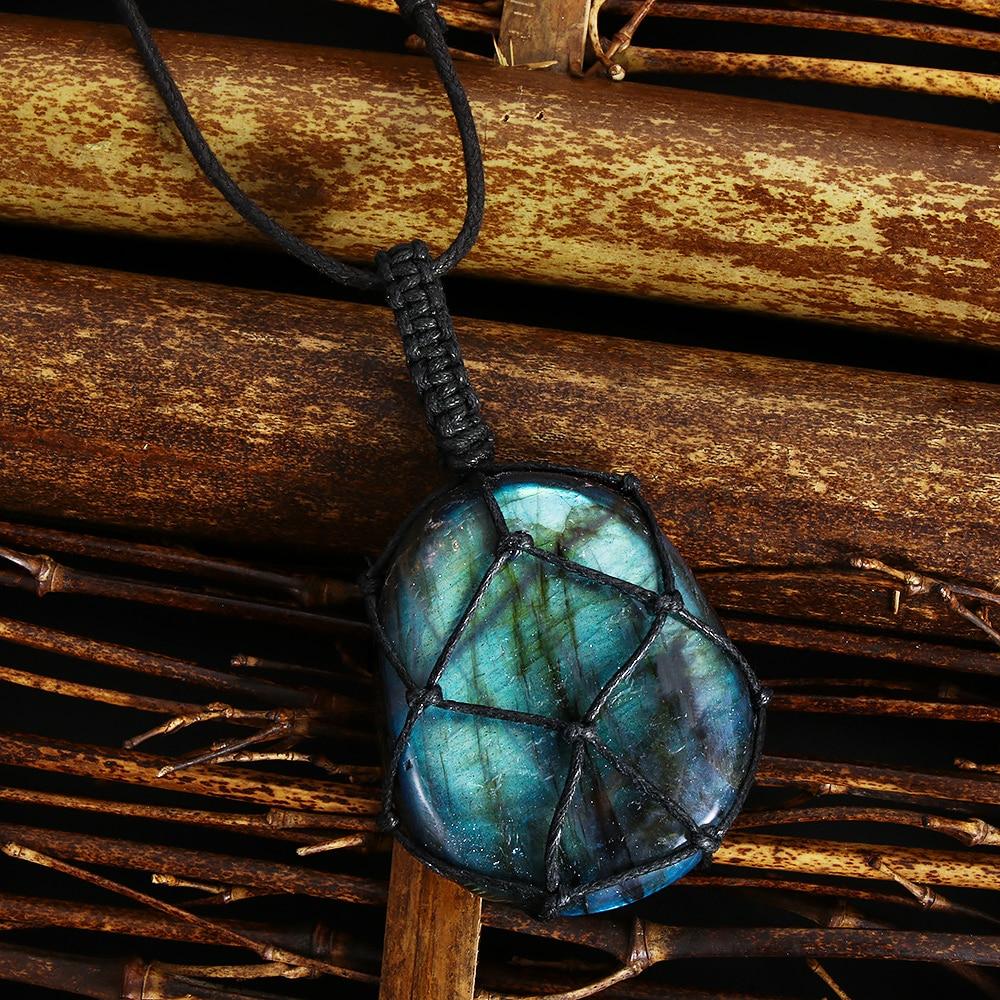 Aris - Labradorite Pendant Necklace