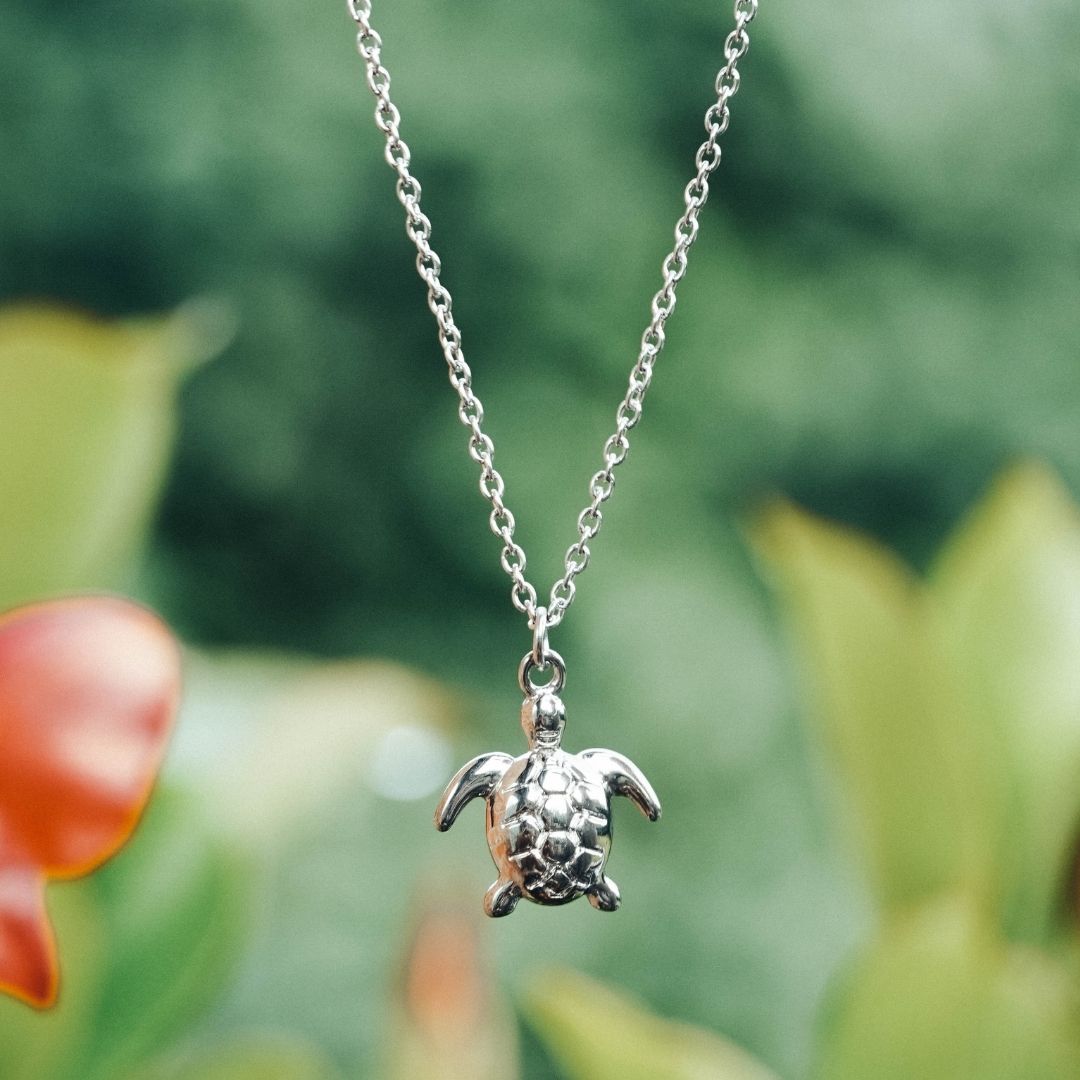 Marina Charm Bracelet - Ocean-Inspired Accessory for Every Occasion