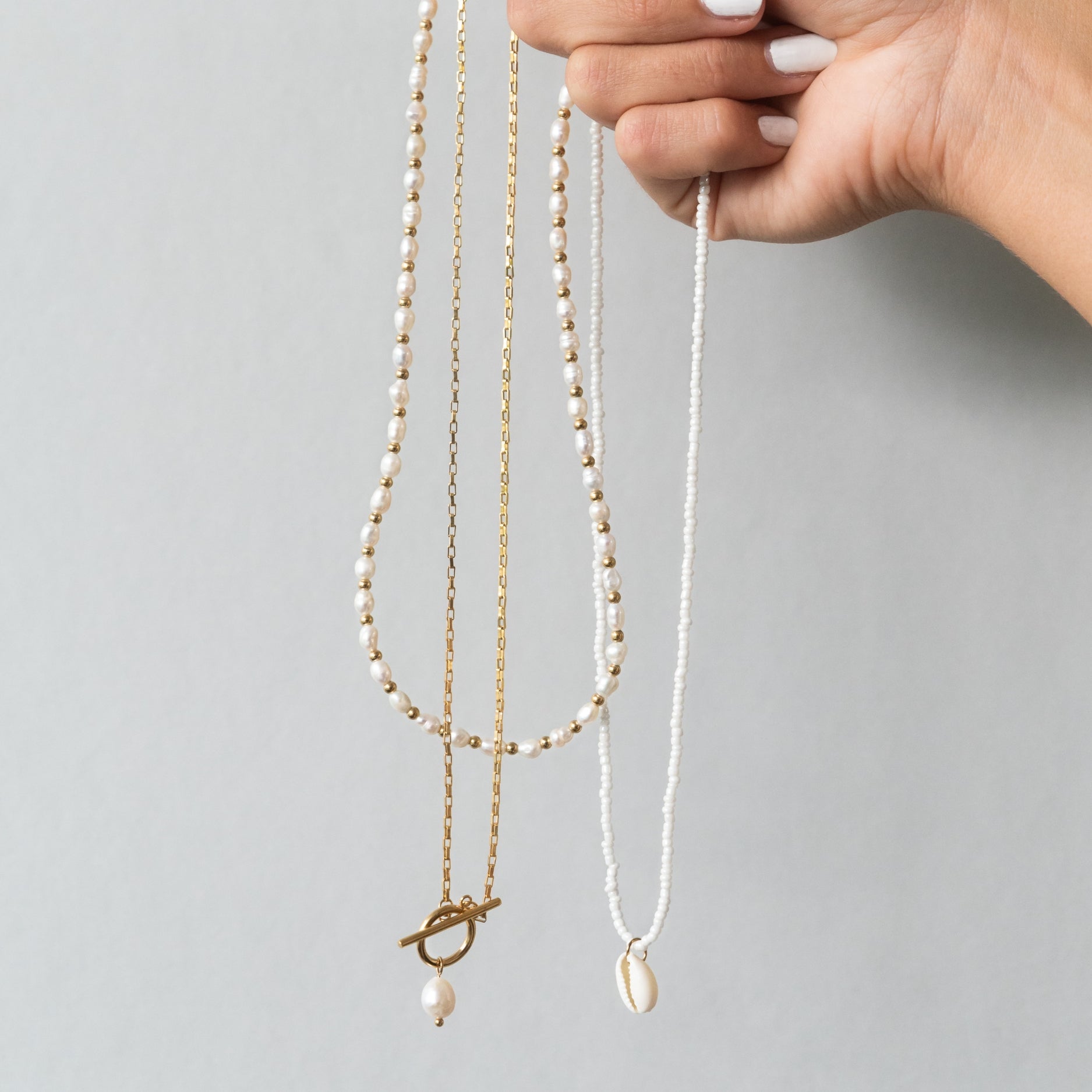 Lucia - Pearl Necklace with Refined Clasp for Women