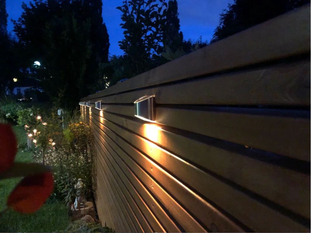 Wireless LED Solar Wall Lamps Deluxe