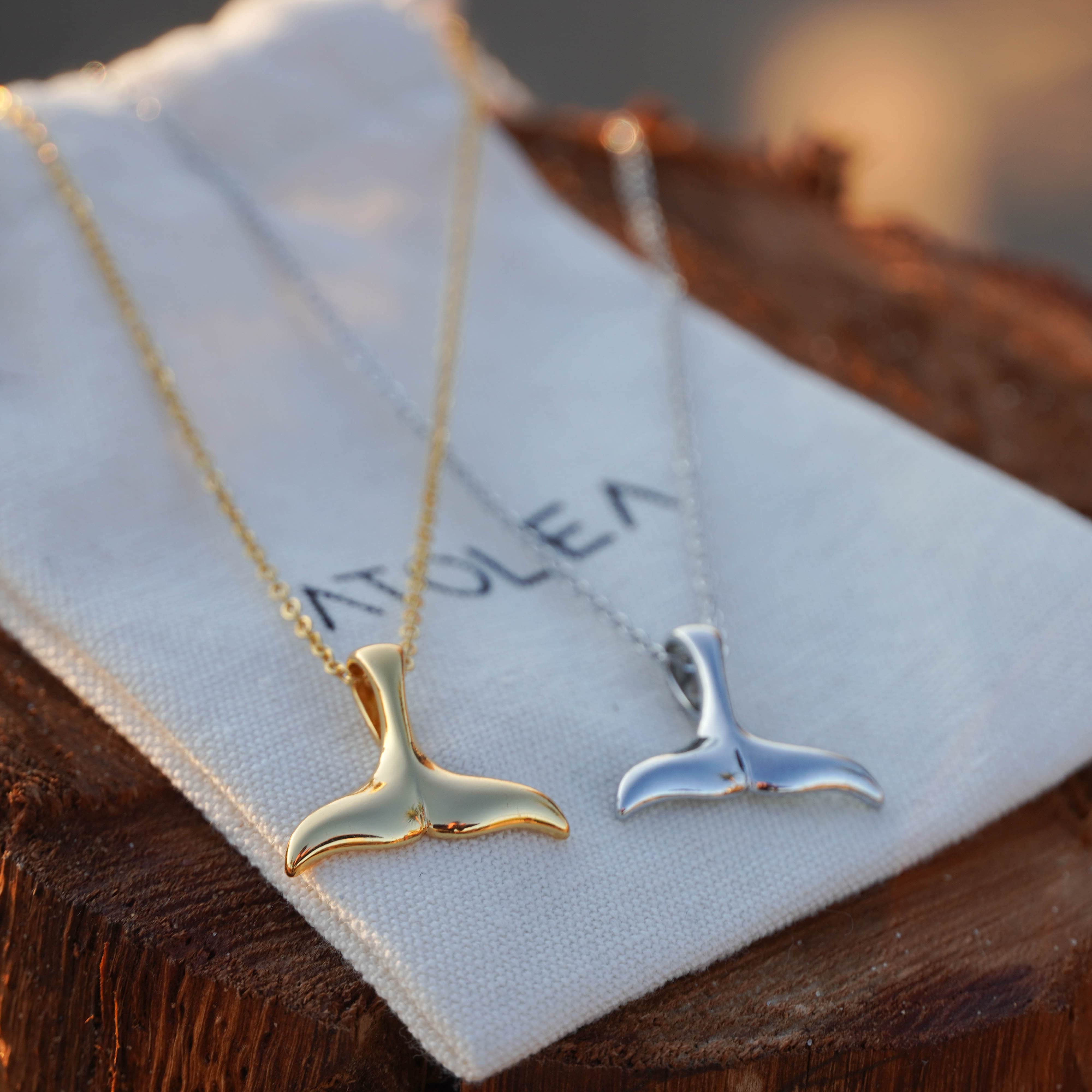 Elara Whale Tail Necklace - Elegant Ocean Pendant