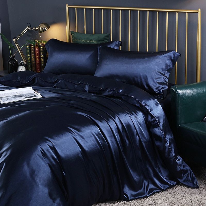 SilkEssence Luxury Bedding Set
