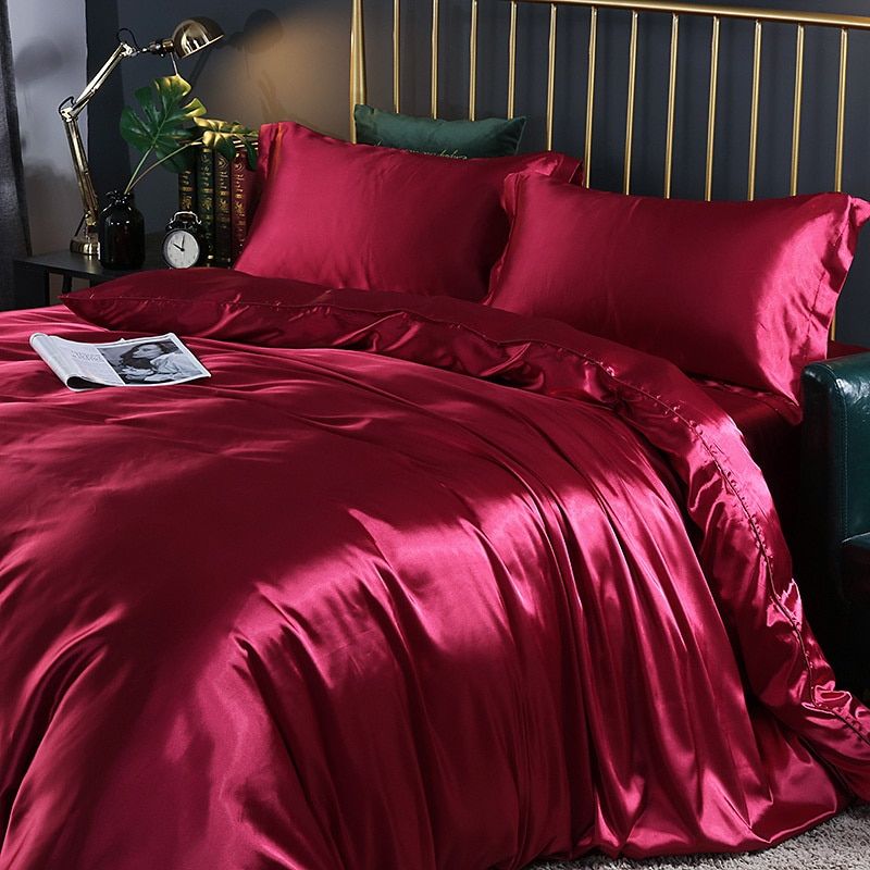 SilkEssence Luxury Bedding Set