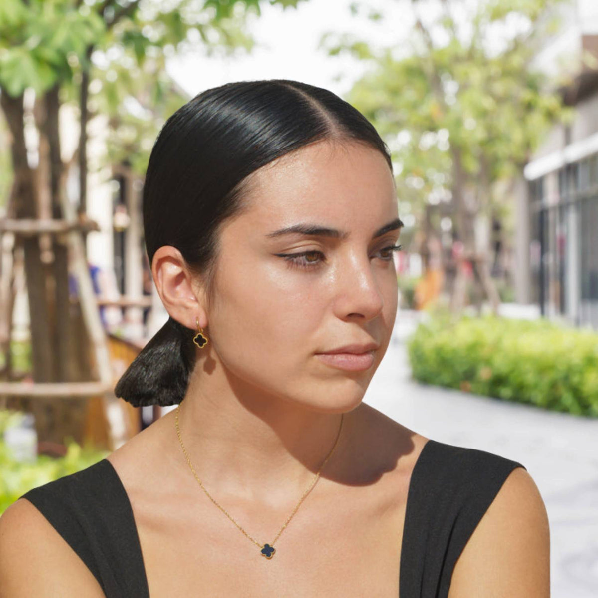 GoldenClove Jewellery Set – Clover Necklace Trio