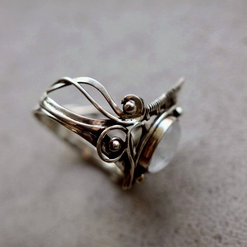 Clara - Vintage Sterling Silver Moonstone Ring for Women