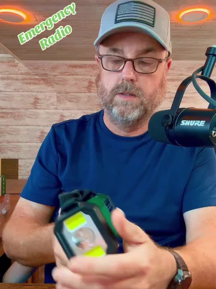 SurvivorPower Multifunction Emergency Radio