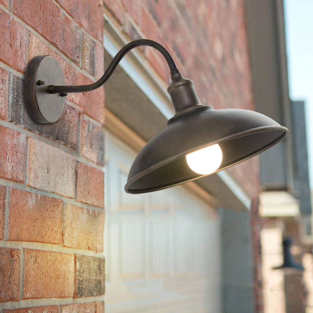 Alessio - Vintage Antique Brass Outdoor Wall Lamp (IP65)