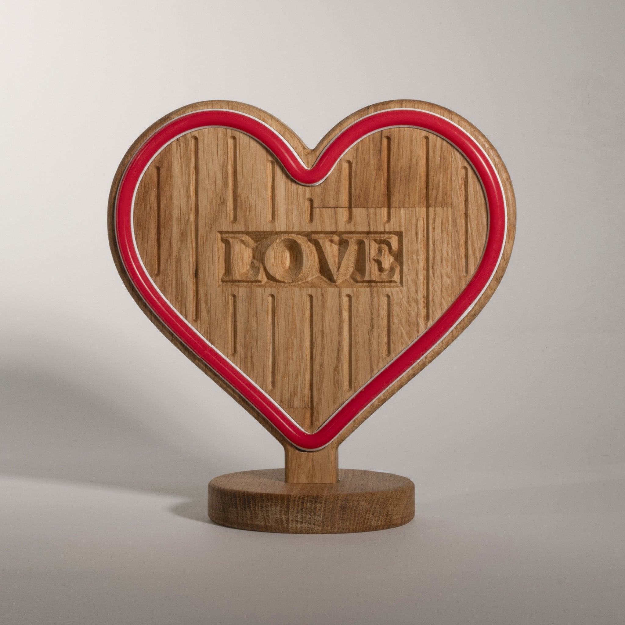 LoveGlow - Wooden Neon Heart with Remote