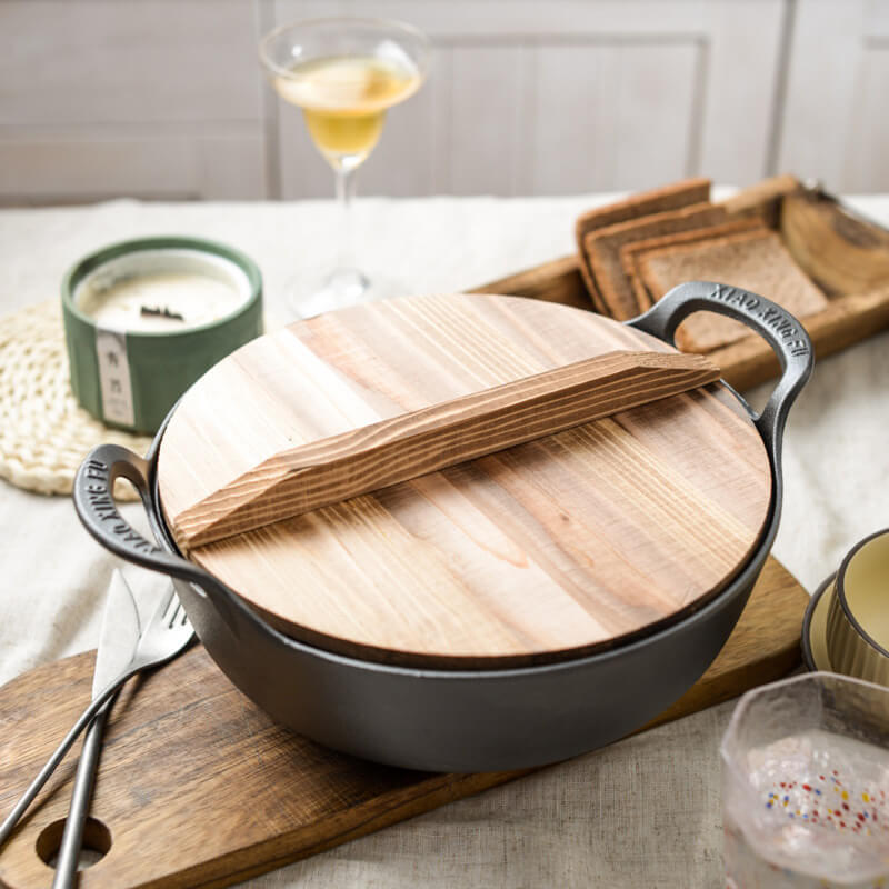 CastePrima - Cast Iron Pan with Wooden Lid