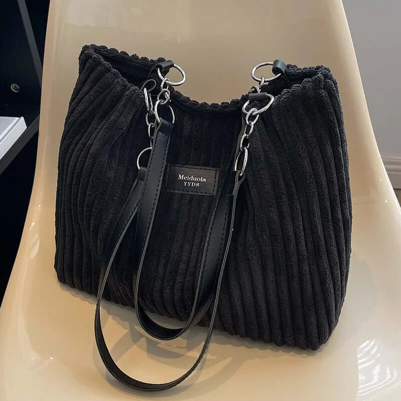 VelvetLuxe Bag - Elegant Velvet Handbag for Everyday and Evening