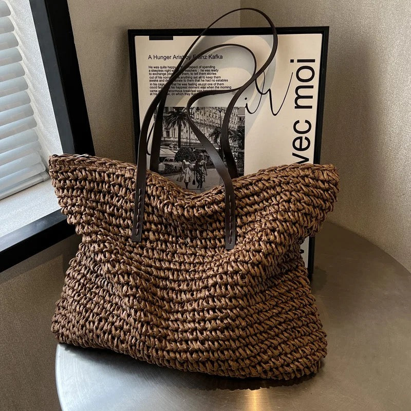 Dionne - Elegant Leather Handbag for Women