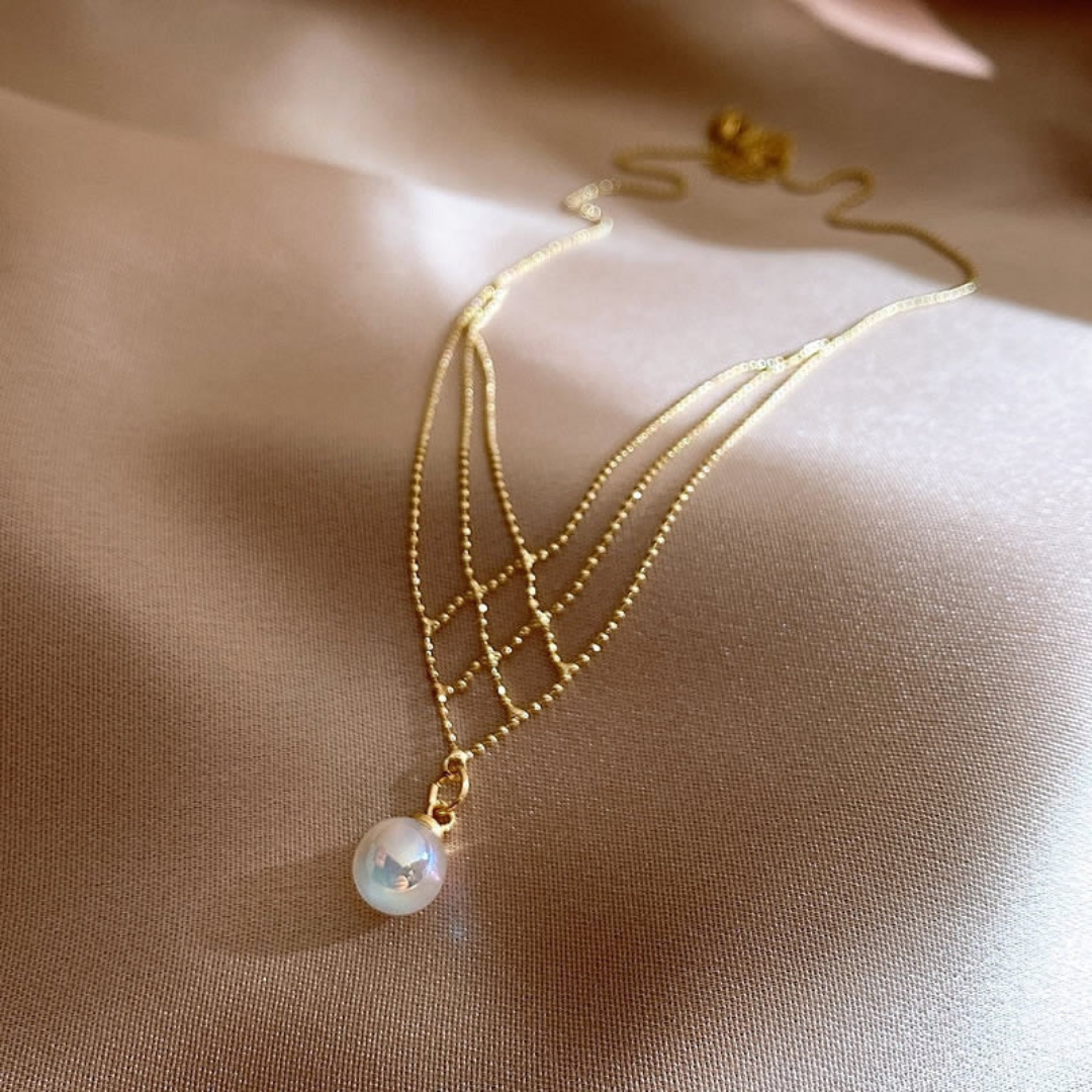 PearlGlow Necklace - Elegant Woven Pearl Jewelry