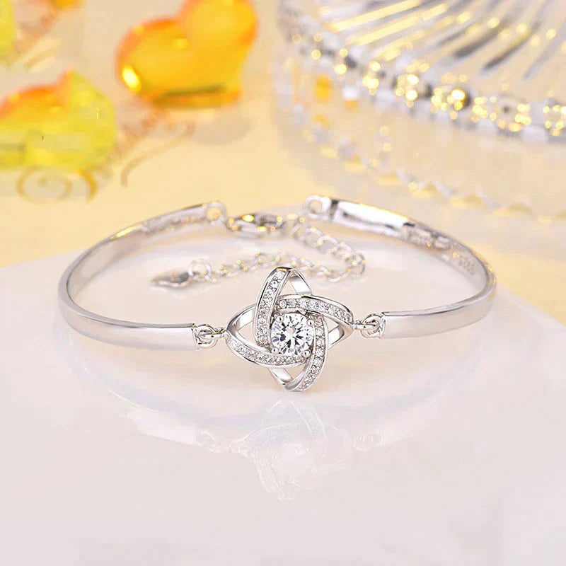Silver Love Knot - Bracelet for Women
