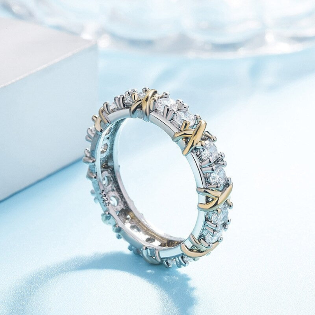 Auryn - Platinum Cross Ring