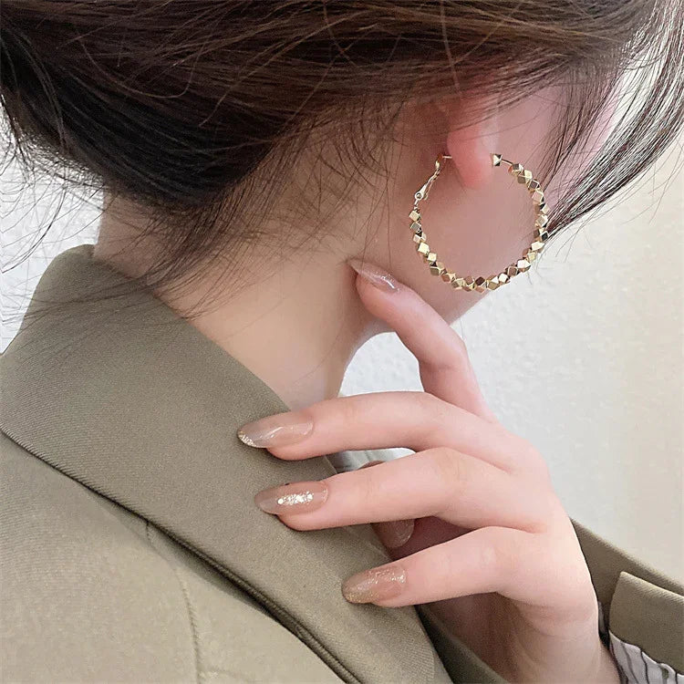 Nina - Faceted Hoop Earrings in Gold and Silver for Women