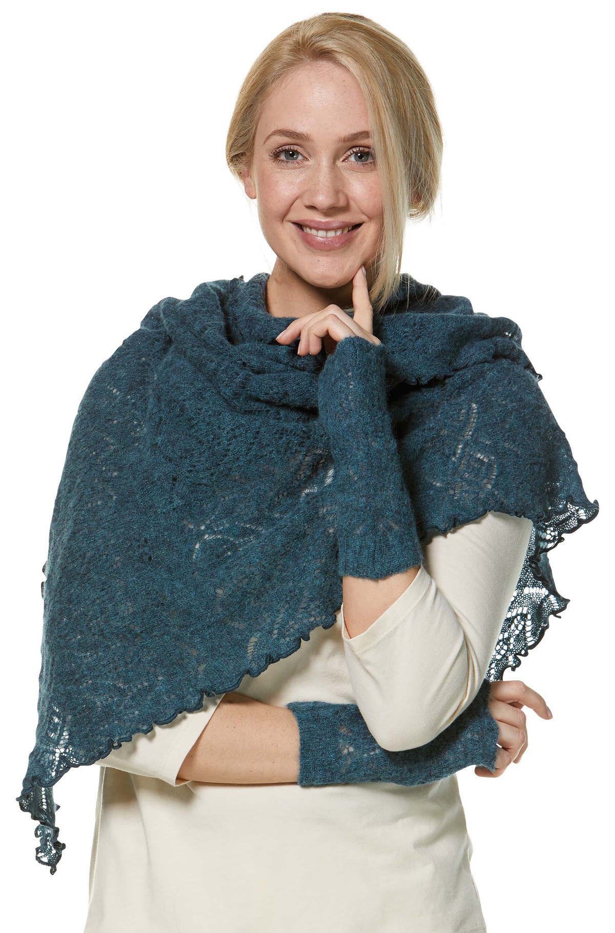 SoftWeave Scarf - Elegant Open-Knit Alpaca Wrap