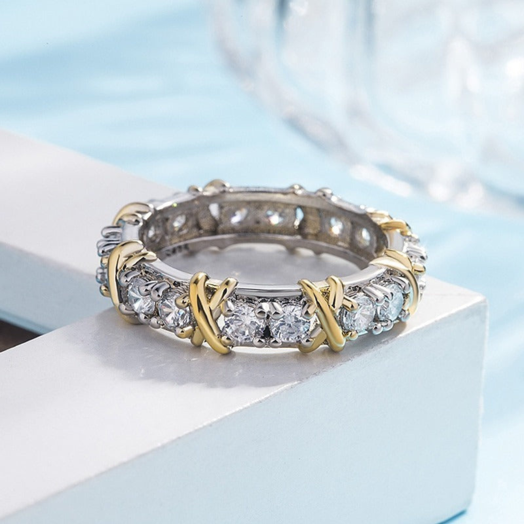 Auryn - Platinum Cross Ring