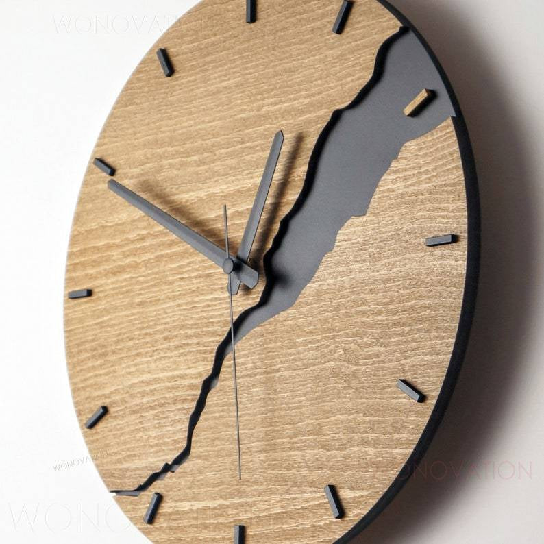 Surrealist Wall Clock - Artistic Black Timepiece