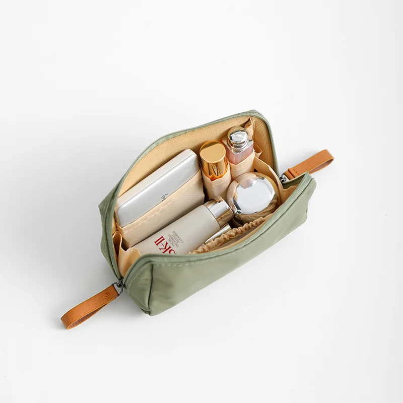 TravelOrganizer - Travel Pouch for Cosmetics and Toiletries