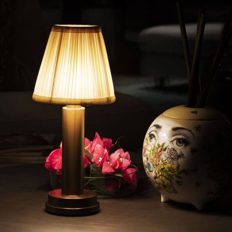 CozyGlimmer Cordless Dimmable Table Lamp