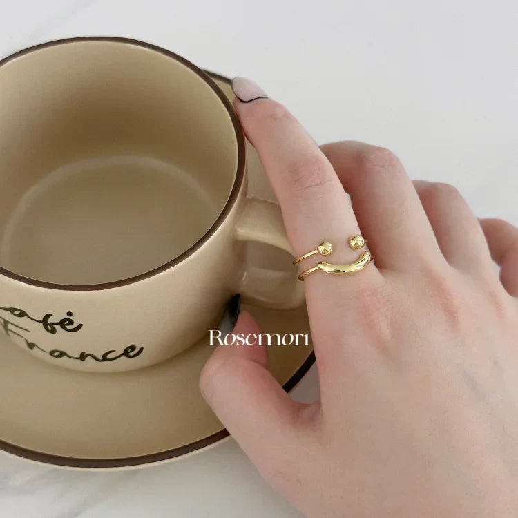 Mila - Adjustable Smiley Ring for Women
