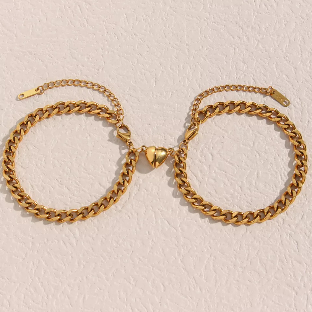 Liora Bracelet Set - Elegant Heart Bracelets in Gold and Silver