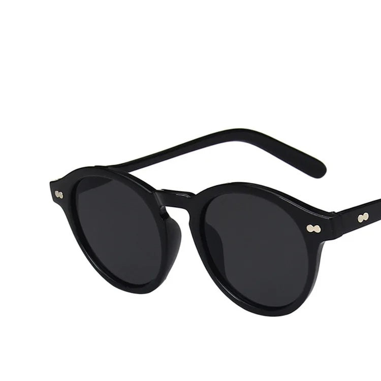 Natasha - Retro Round Sunglasses