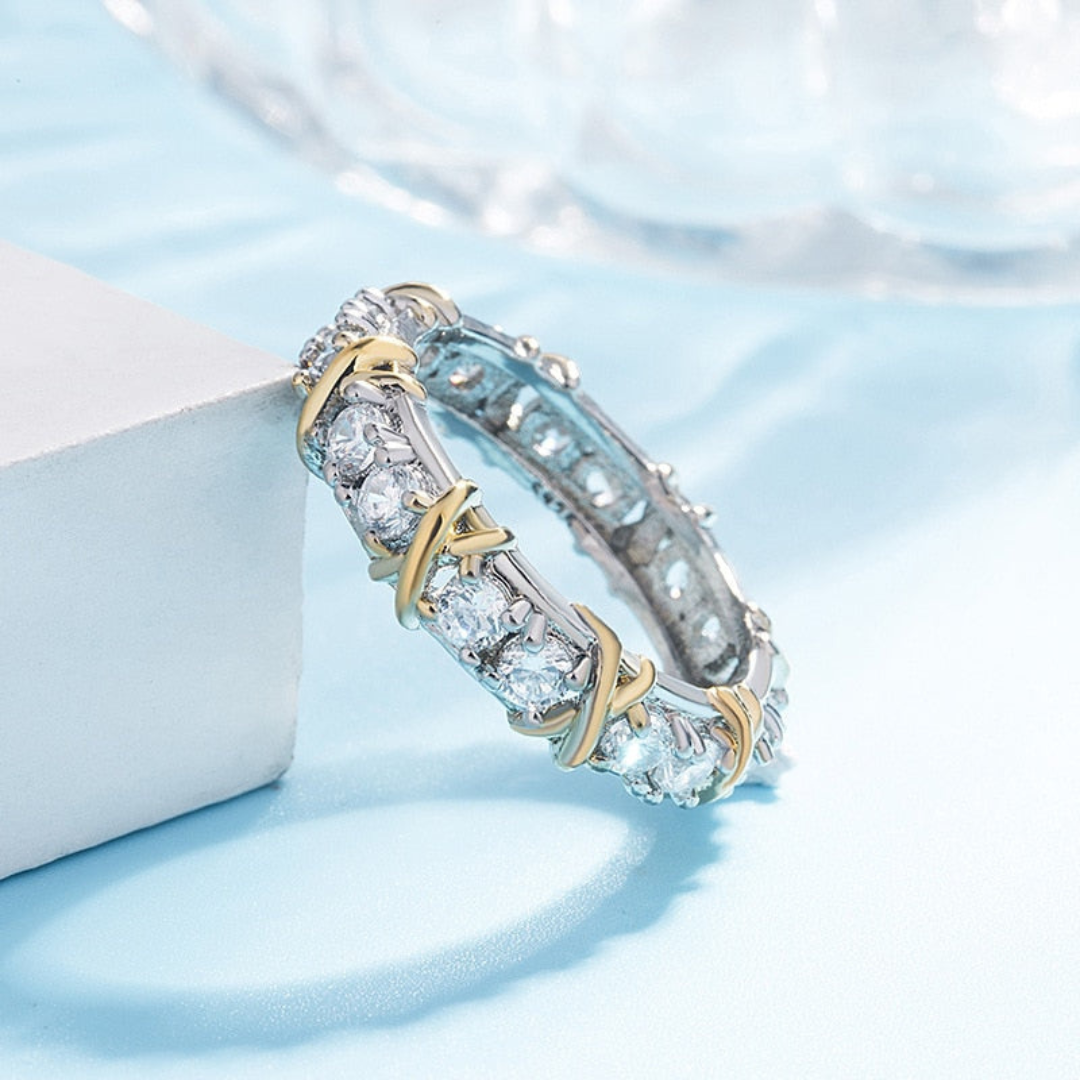 Auryn - Platinum Cross Ring