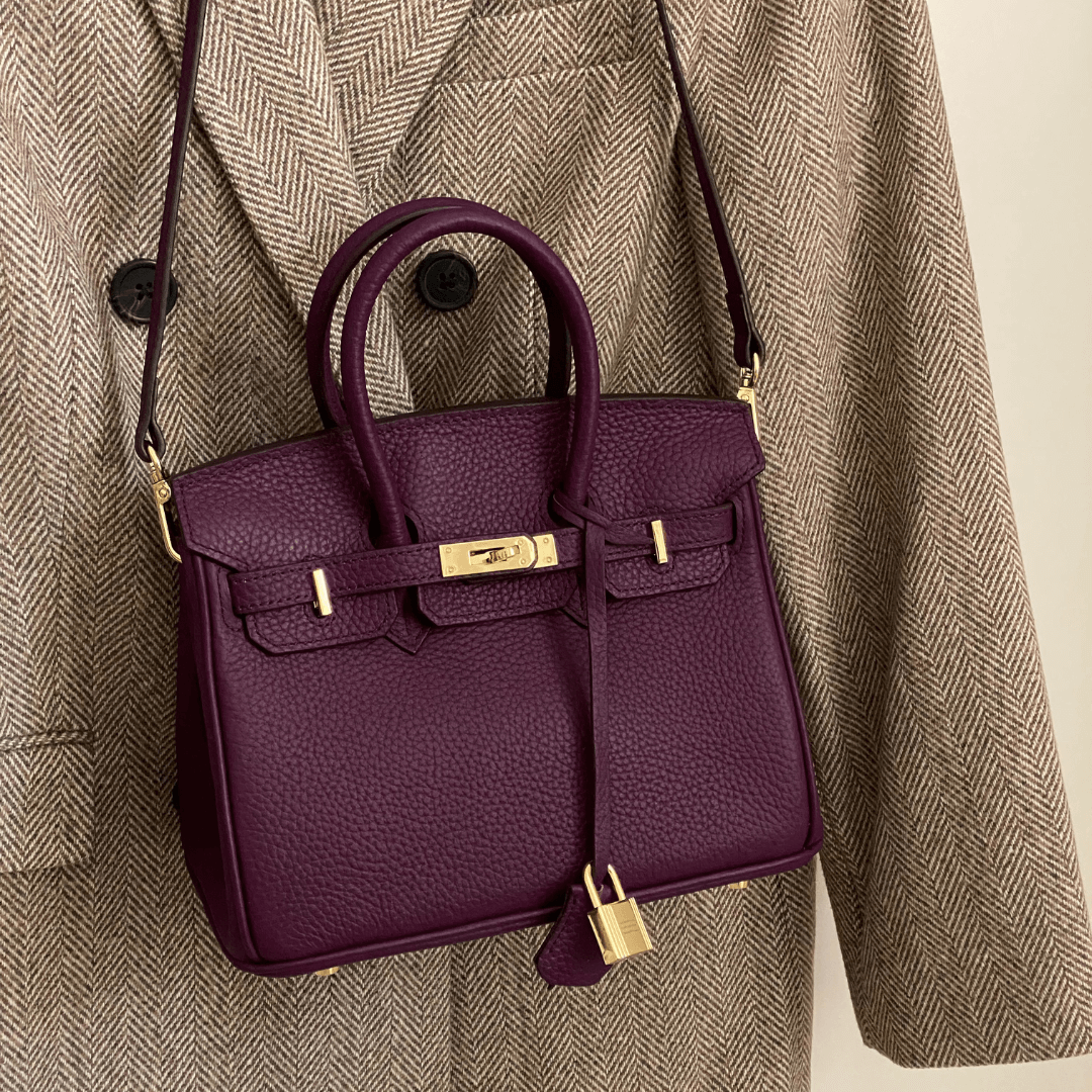 ClassicLeather Bag - Elegant Spacious Leather Handbag