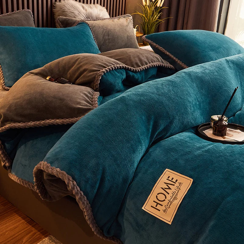PlushHaven Fleece Duvet Set - King Size Warmth