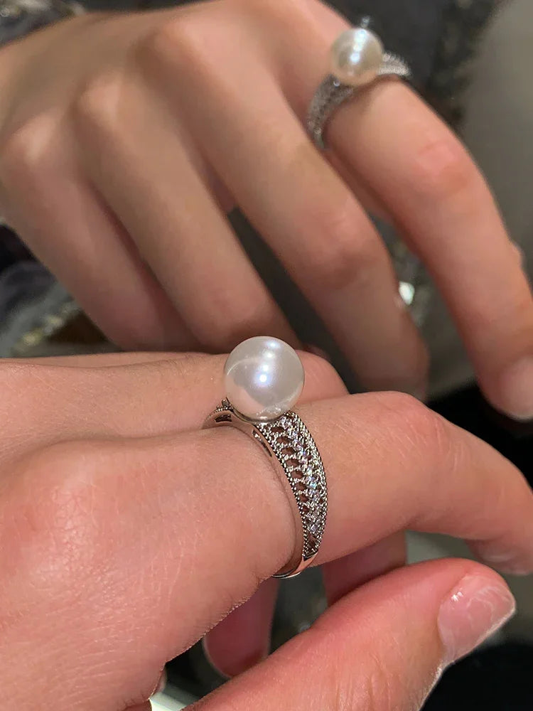 Elara - Vintage Openwork Pearl Ring for Women