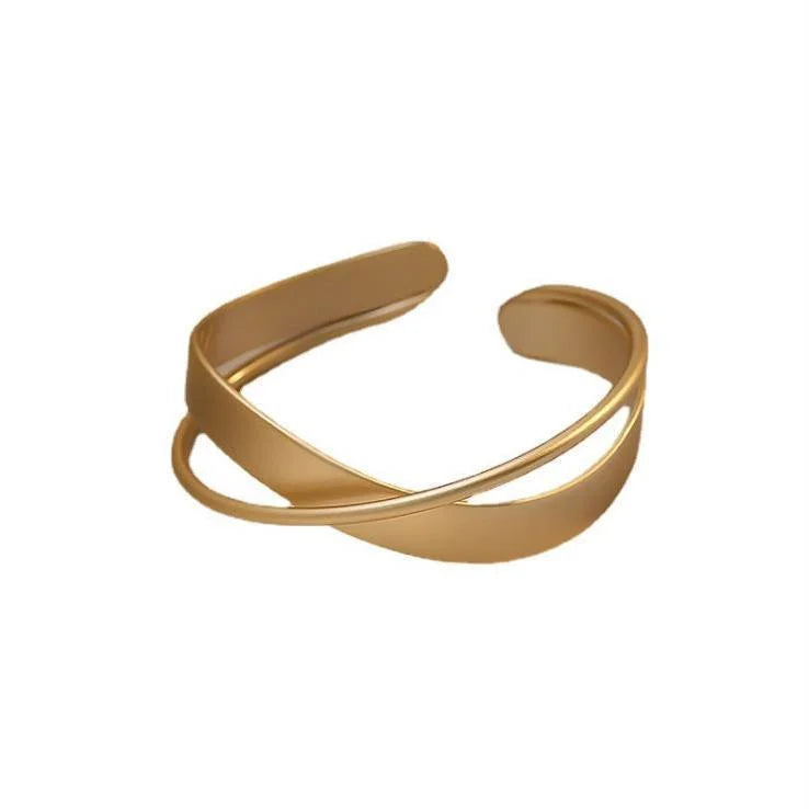 Elisa - Matte Gold Infinity Bracelet for Women