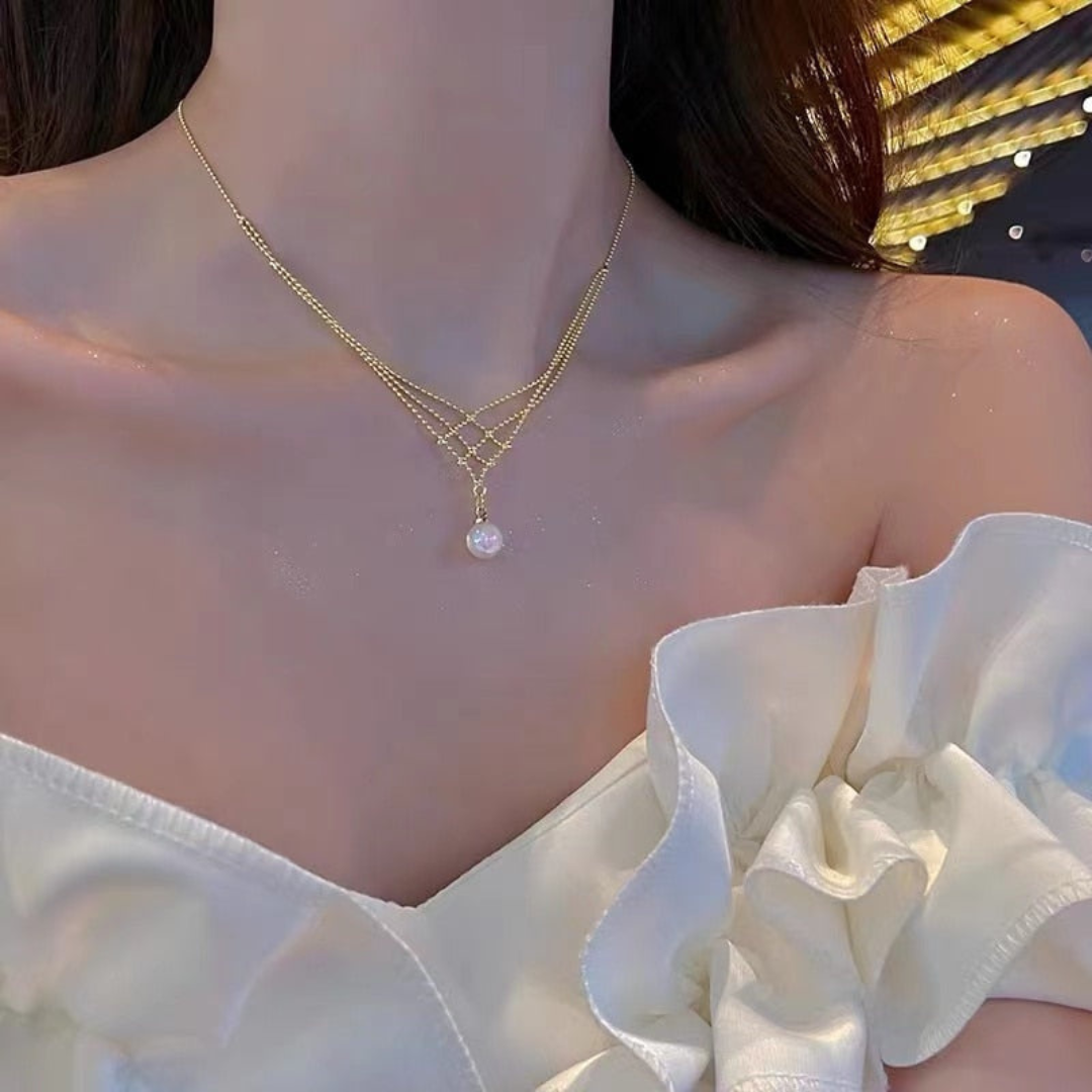 PearlGlow Necklace - Elegant Woven Pearl Jewelry