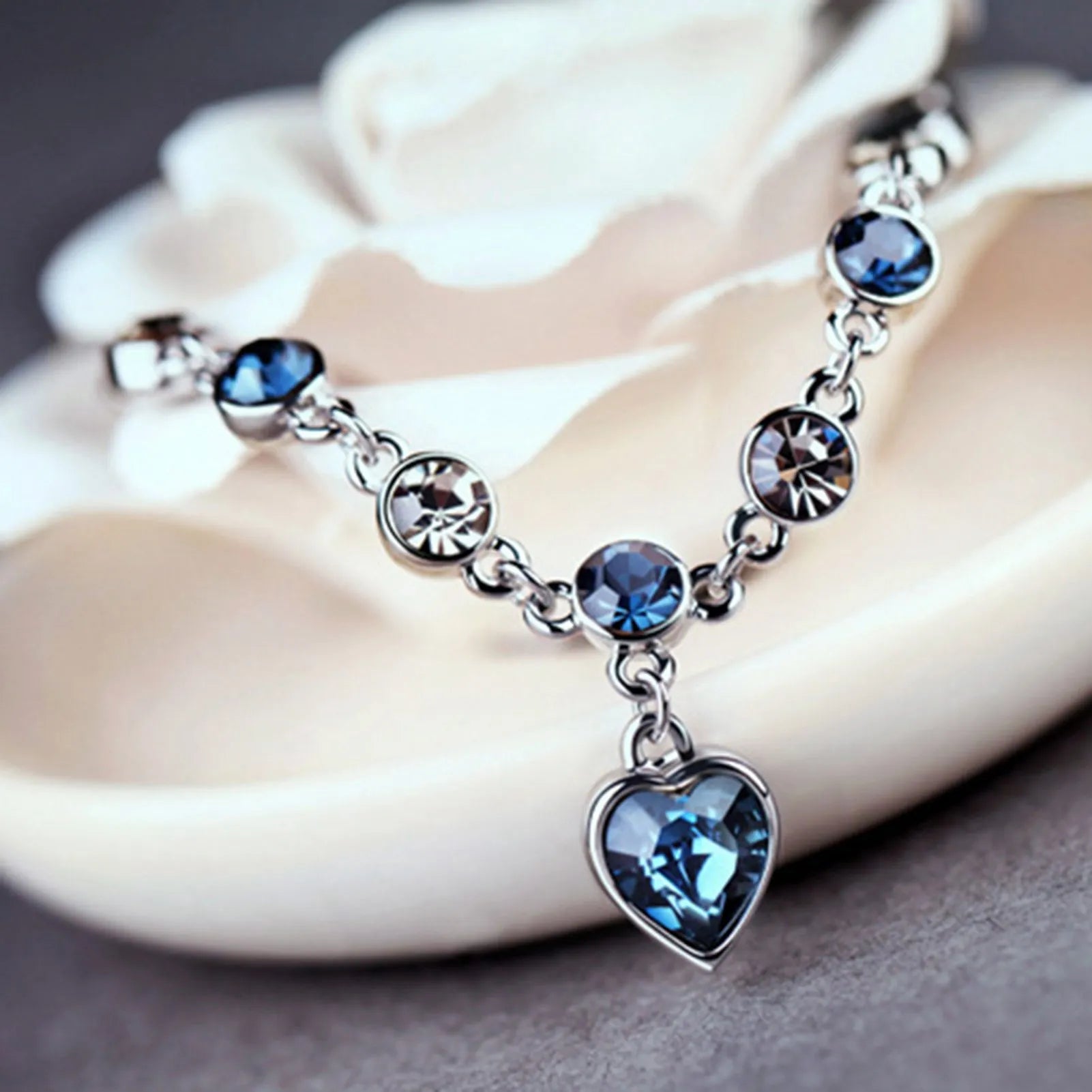 Enchanting Ocean Heart Crystal Bracelet - Blue Charm