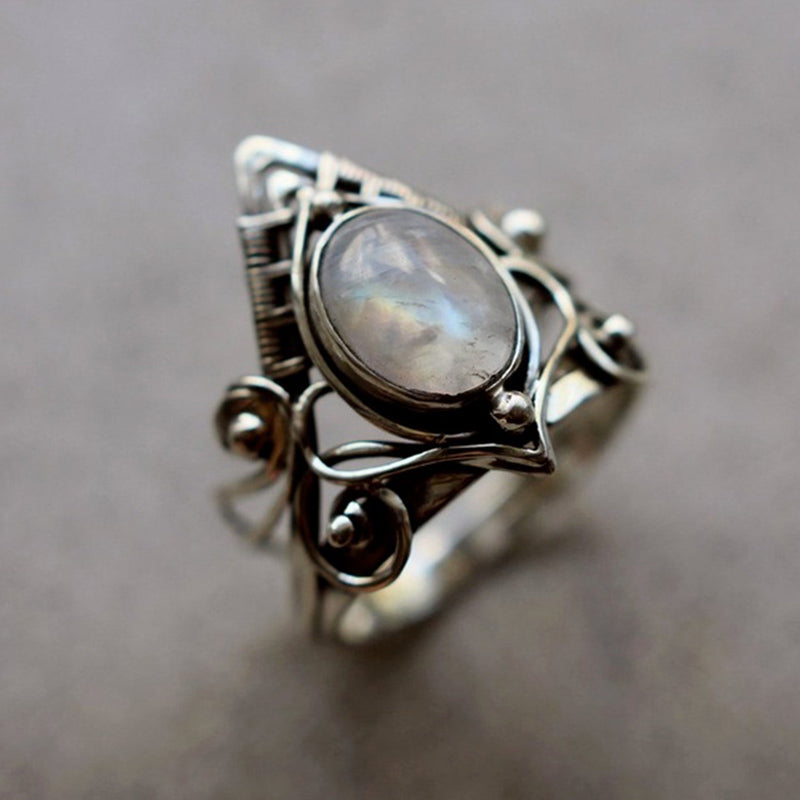 Clara - Vintage Sterling Silver Moonstone Ring for Women