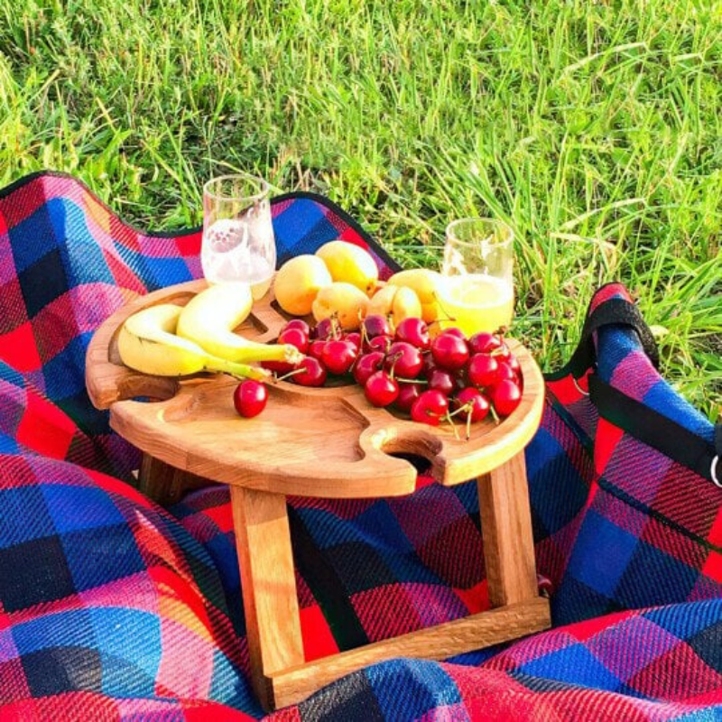 WineNest - Folding Picnic Wine Table