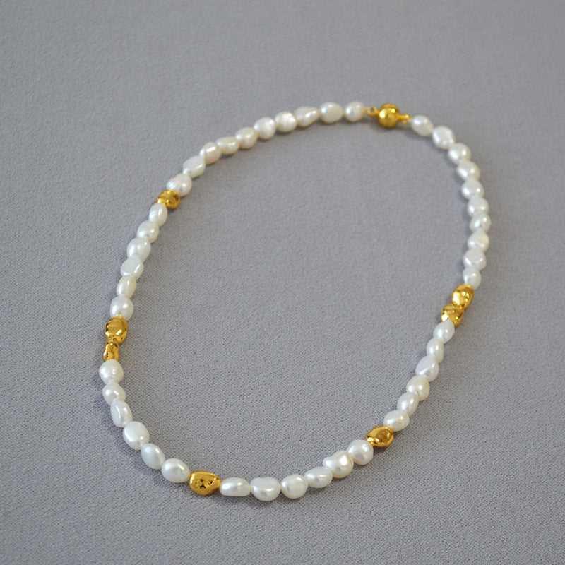 UniqueGlow - Baroque Pearl Necklace