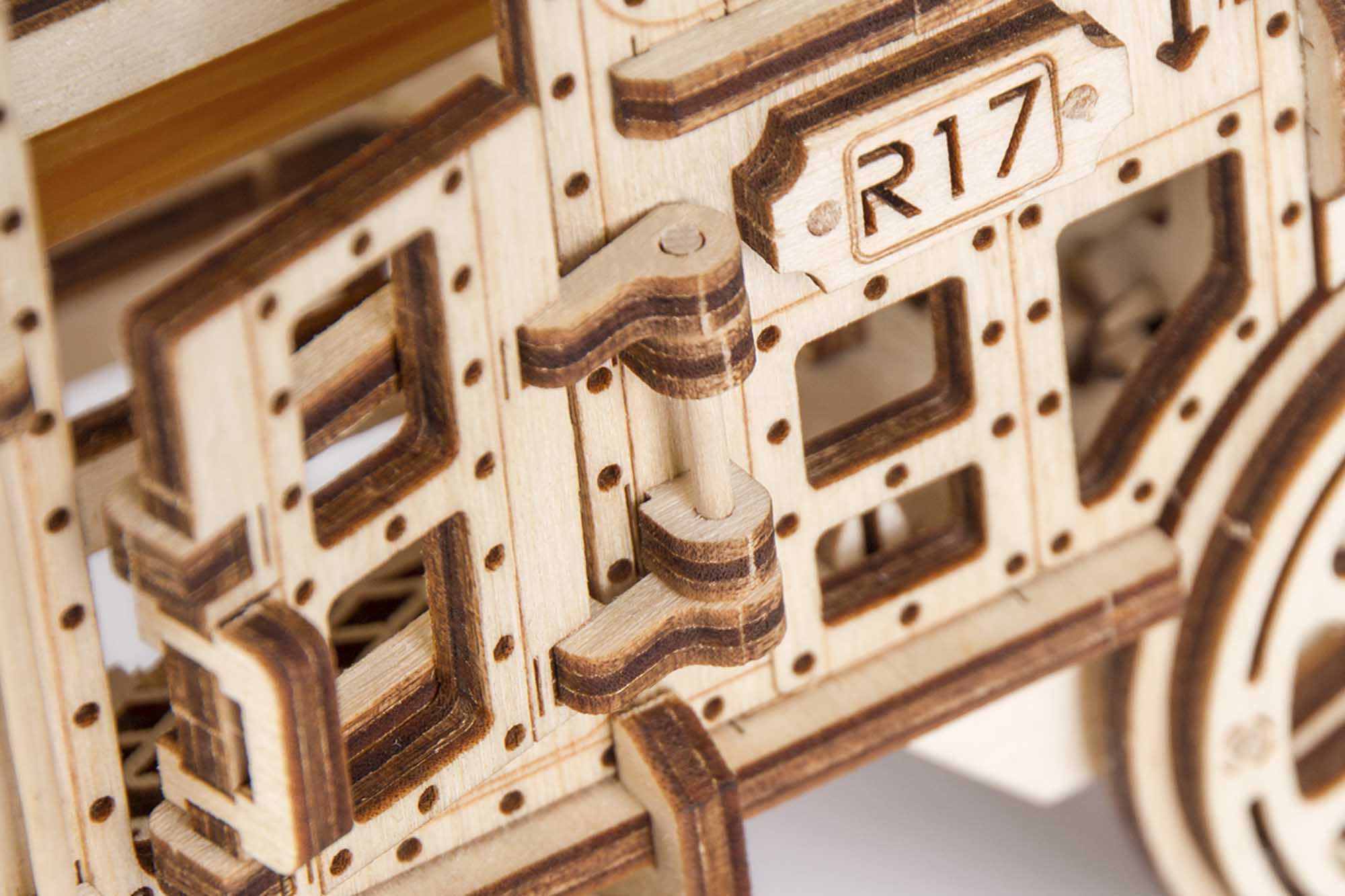 TrainCraft - 3D Wooden Puzzle Steam Locomotive