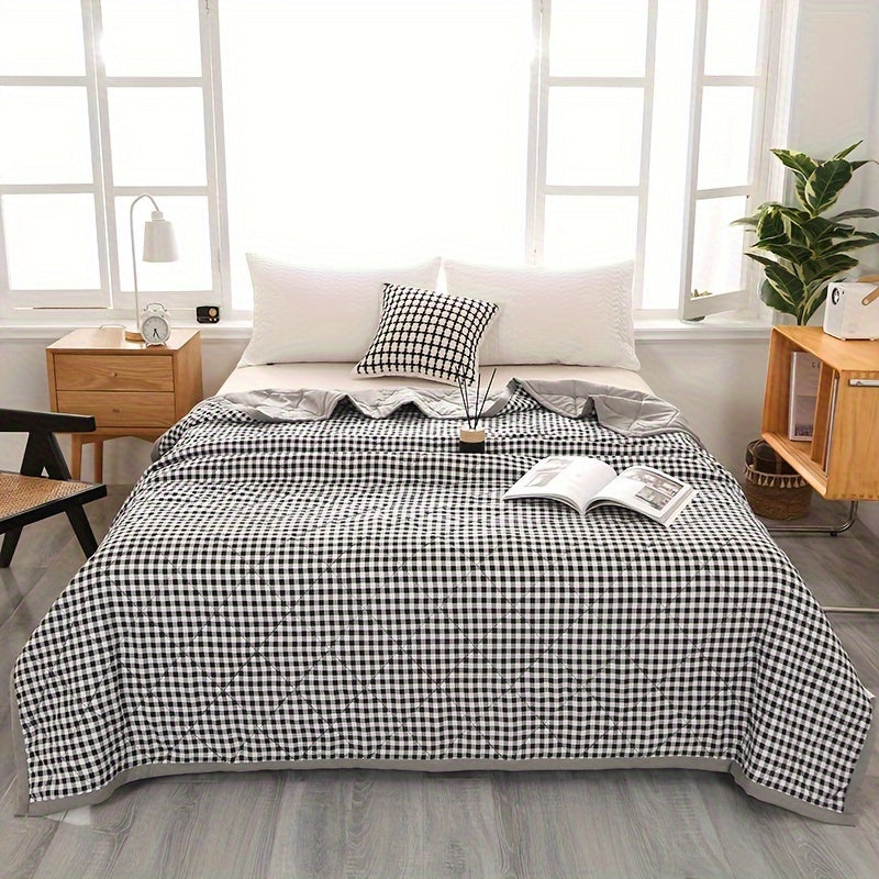 Preppy Plaid Summer Blanket - Cool Nights