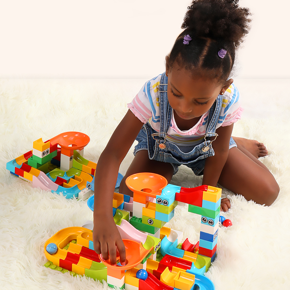 MarbleBuilder - Customisable Marble Run Set