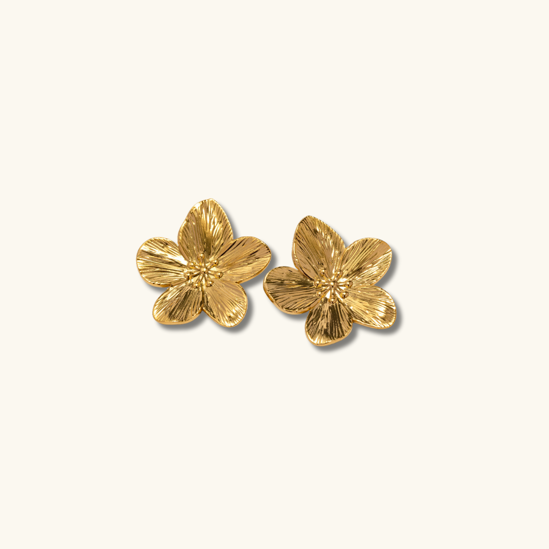 Elara - 18K Gold Plated Flower Earrings for Sensitive Ears