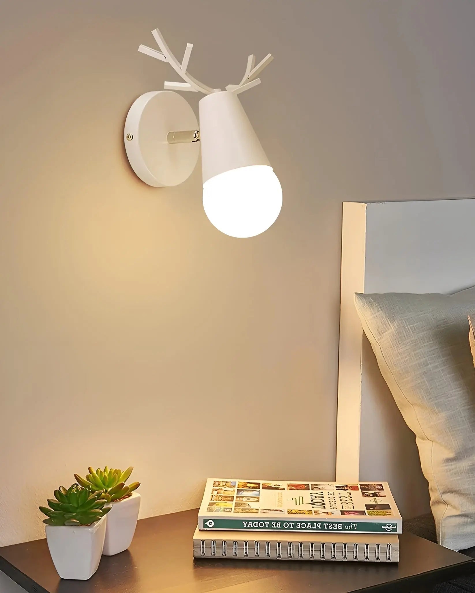 Nordic Glow Antler LED Wall Lamp - Antler Wall Sconce