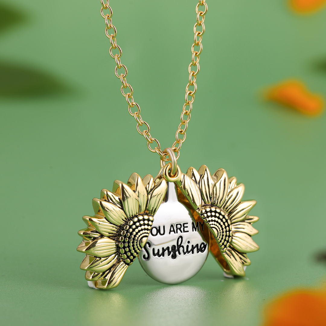 Solara - Sunflower Pendant Necklace for Women