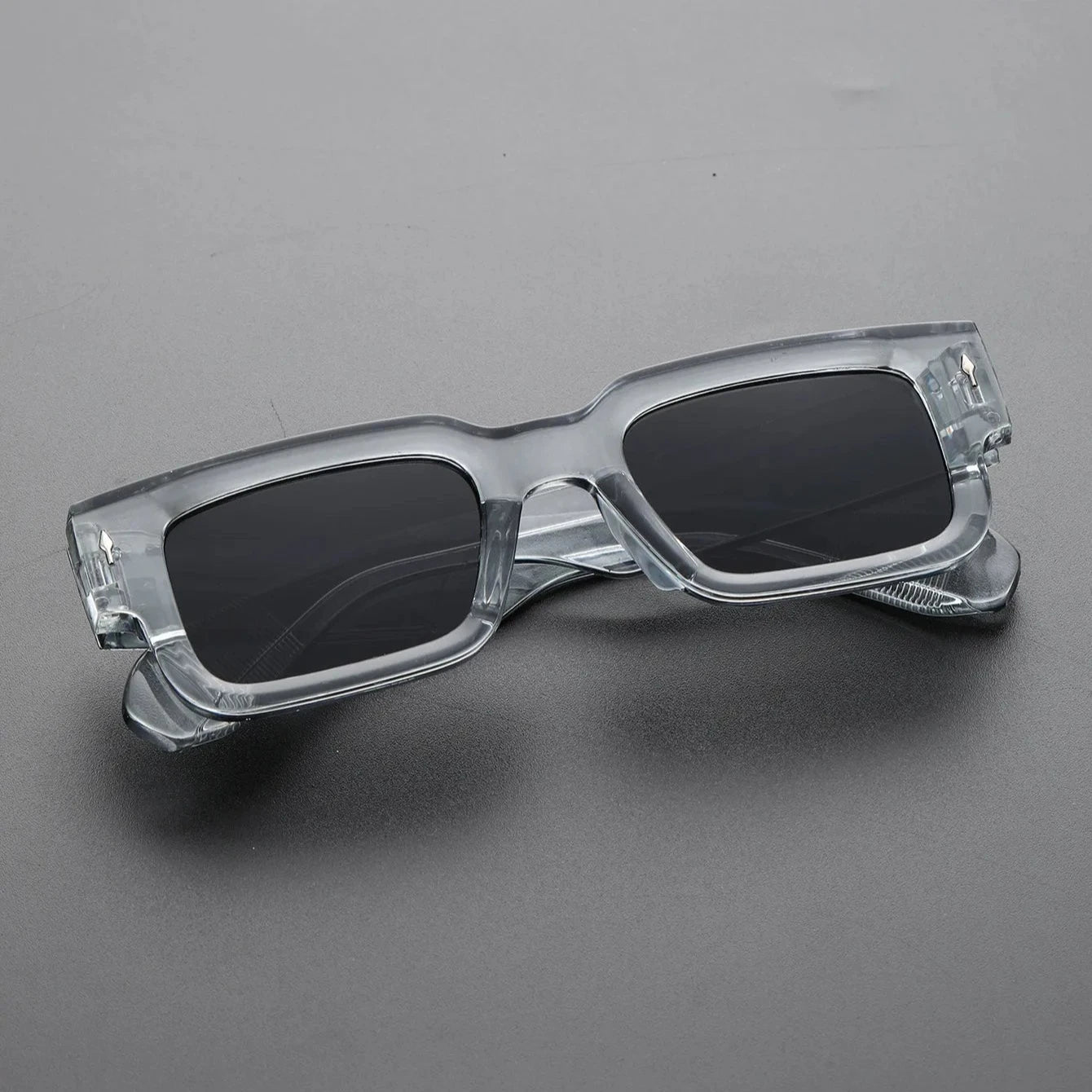 Bold Rectangular Framed Sunglasses - Lightweight UV Protective Shades for Stylish Eye Safety 1
