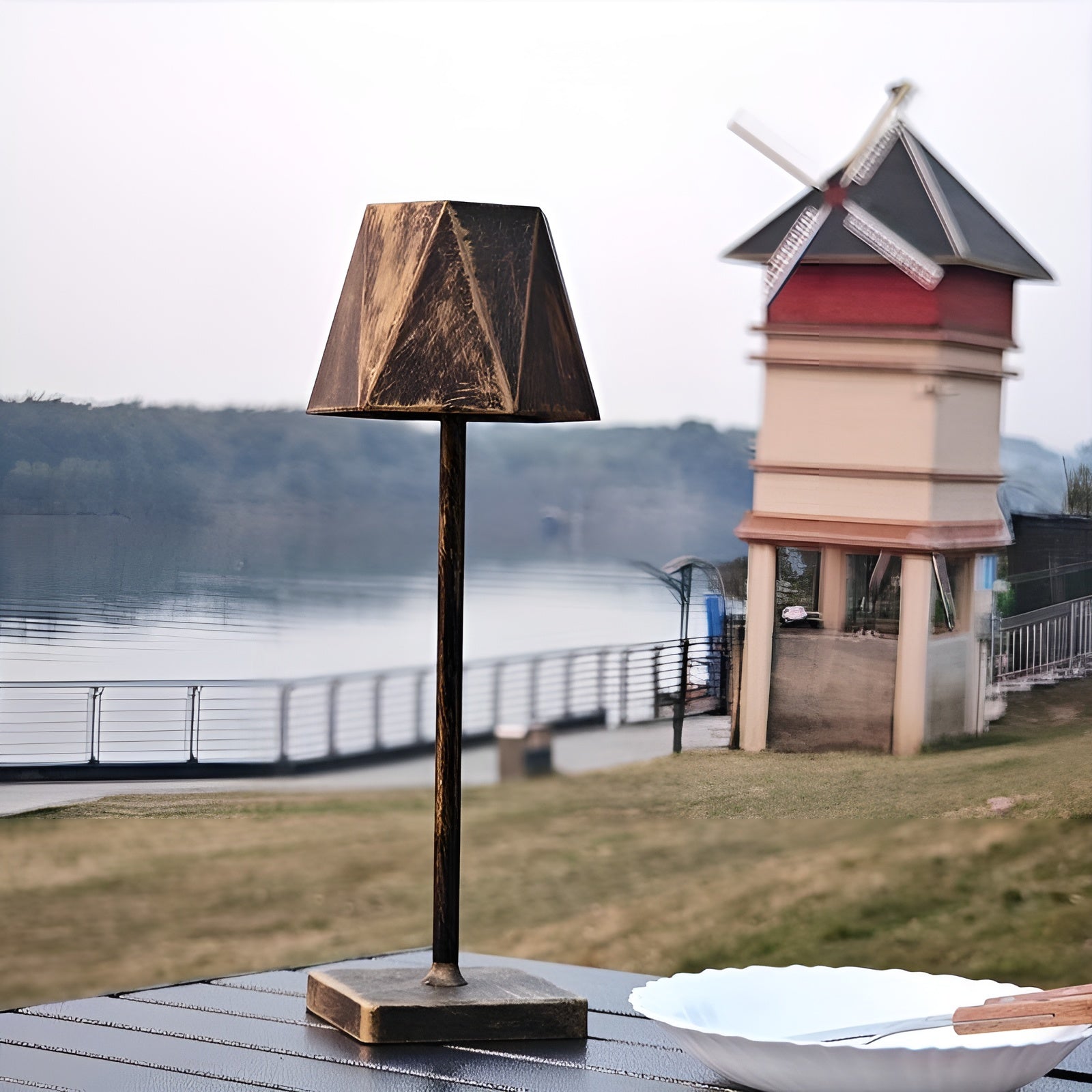 Retro LED Table Lamp - Cordless Rechargeable Light