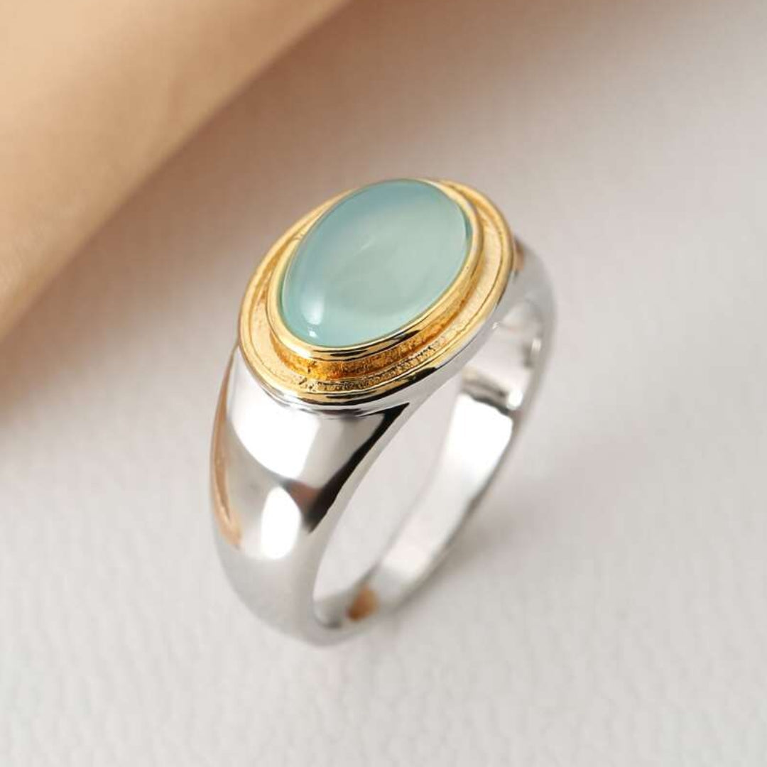 Lyanna - Vintage Ring with Green Stone for Women