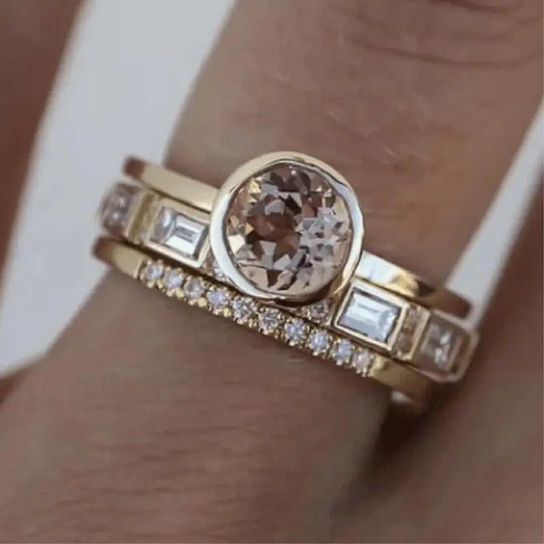 Eliana - Vintage Gold Ring with Crystals for Women