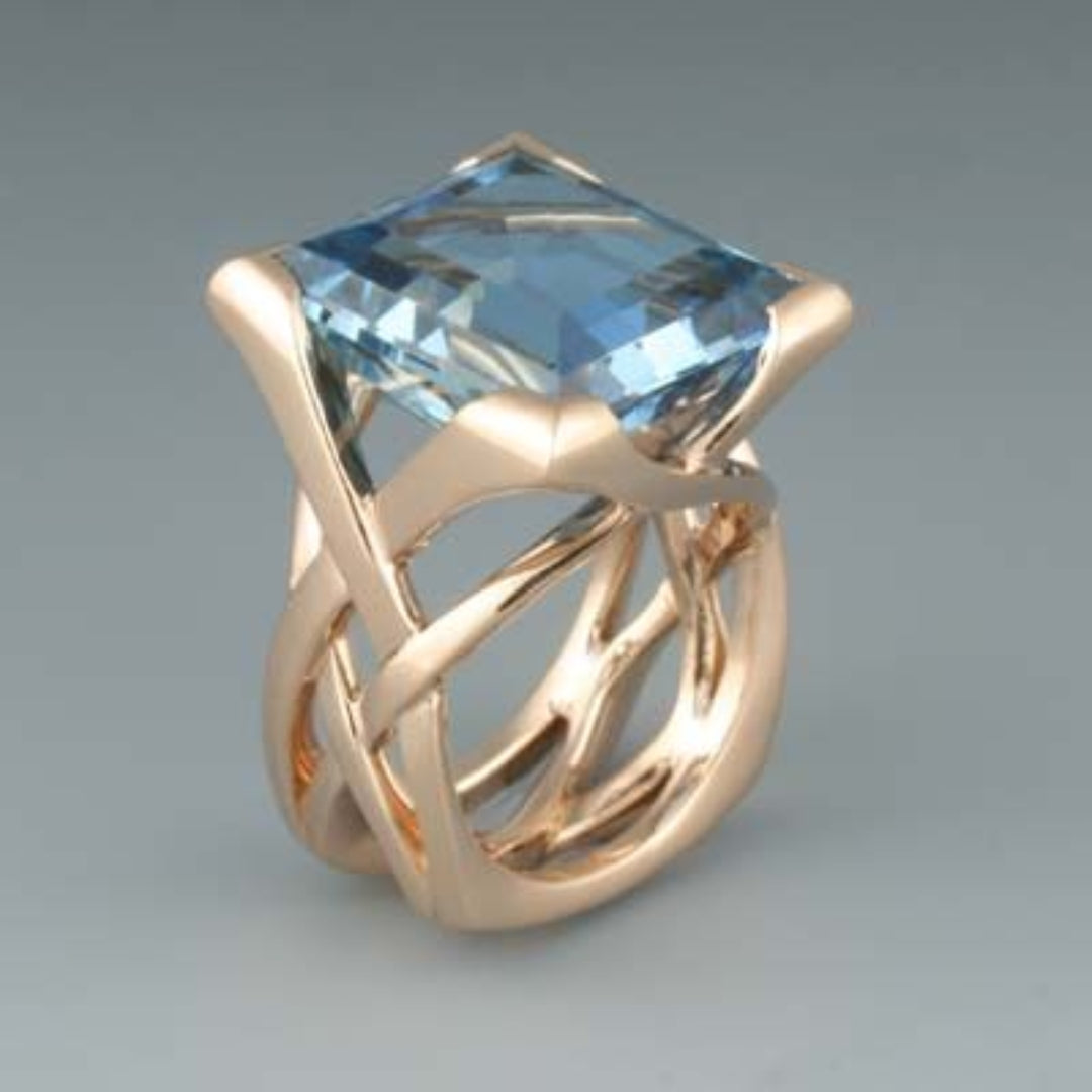 Rosalie - Vintage Rose Gold Ring with Blue Zirconia for Women