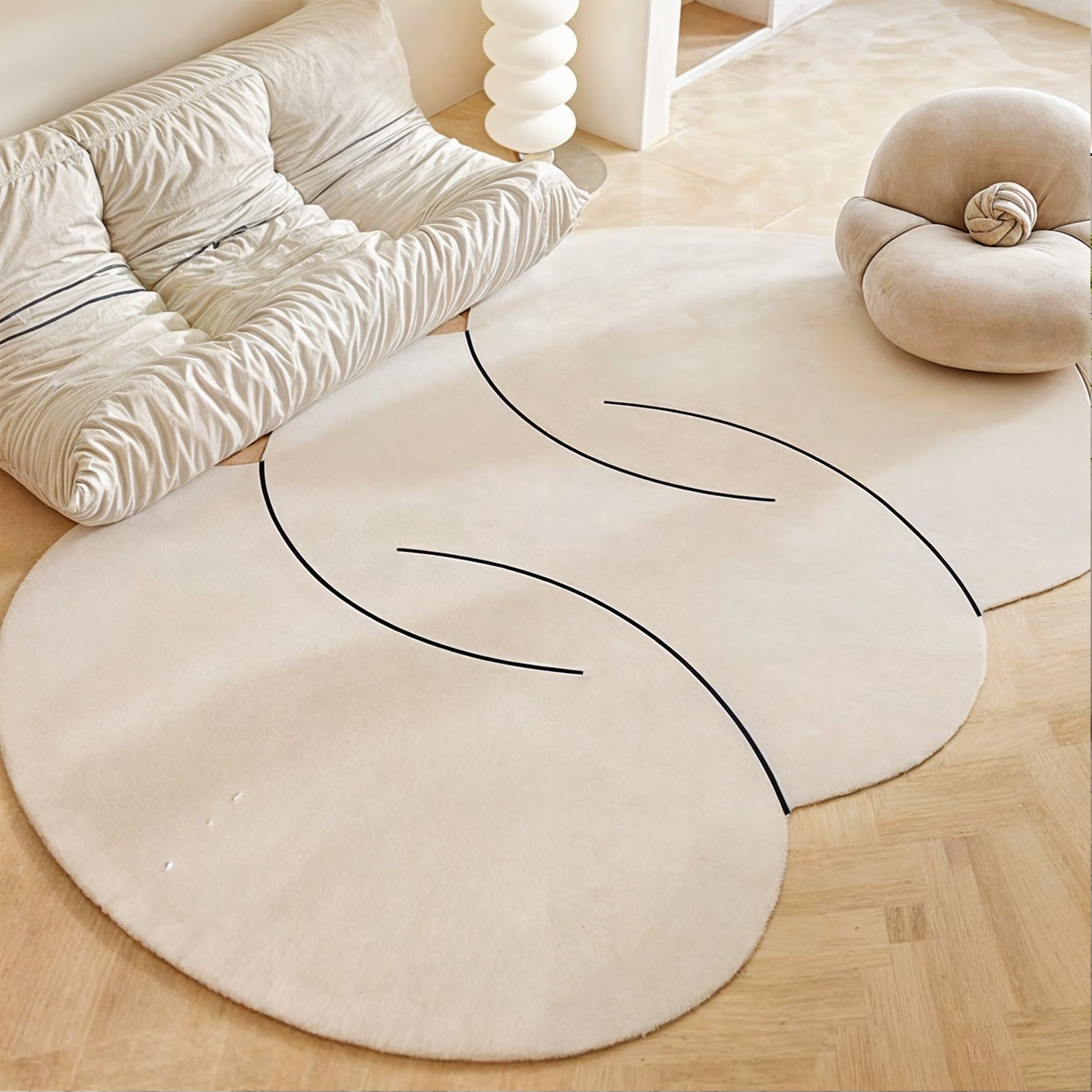 Woolly Waves - Minimalist Round Wool Rug