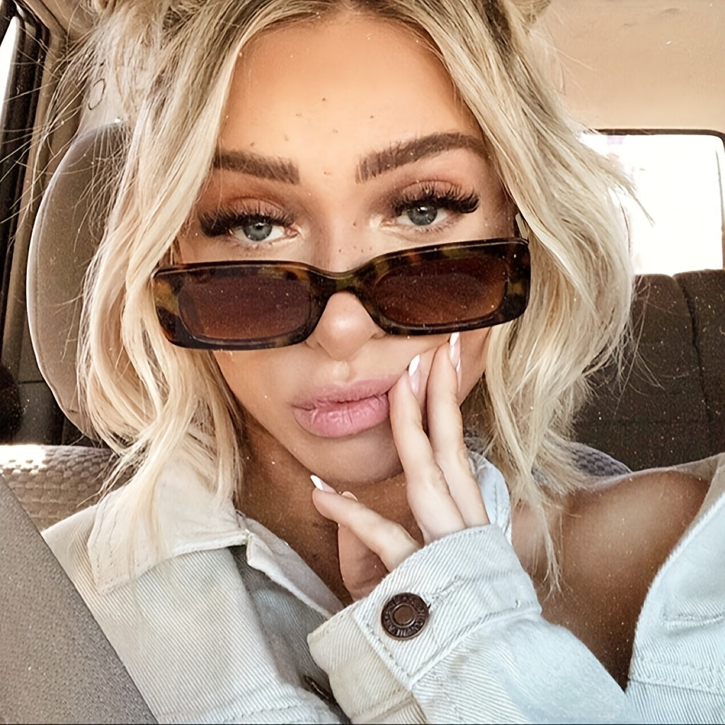 Cat-Eye Sunglasses - Lightweight Elegant Frames for Summer Fashion 1